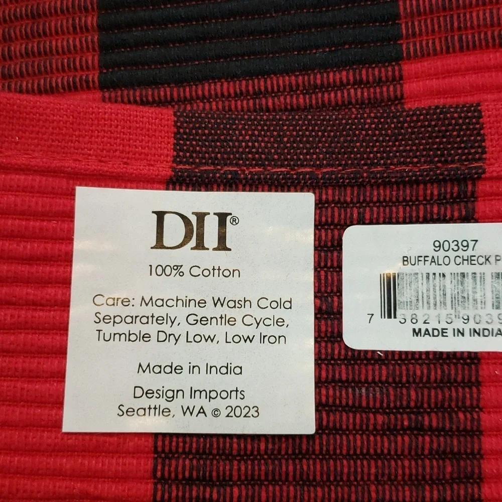 Design Imports NWT Red and Black Buffalo Plaid Placemats, Set/4